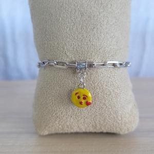 Pulseira Cartier Com Pingente Emoticon Ródio Branco 4mm 21cm