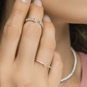 Anel Plume Inspiração Cartier Cravejado de Microzircônias Ródio Branco nº20