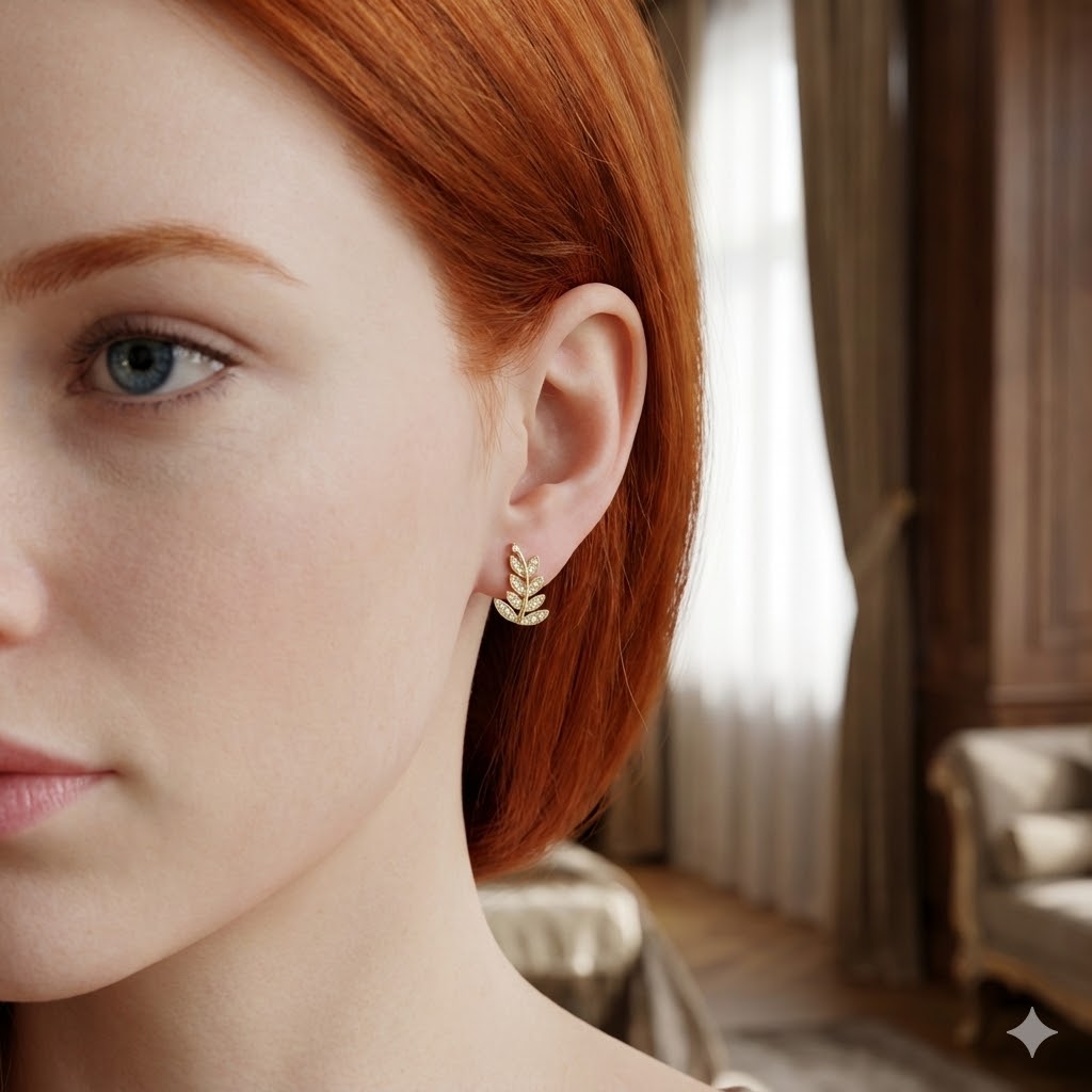 Brinco Folha Cravejado Microzircônia Folheado A Ouro