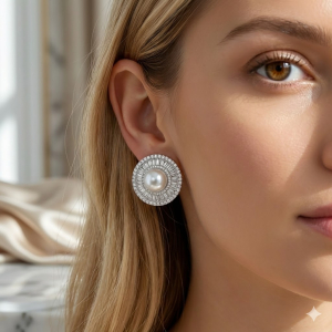 Brinco Pizza Com Pérola Cravejado Micro Zircônia e Zircônia Navete Ródio Branco