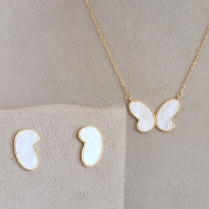 Conjunto Elo Oval Borboleta Resinada Folheado A Ouro 45cm